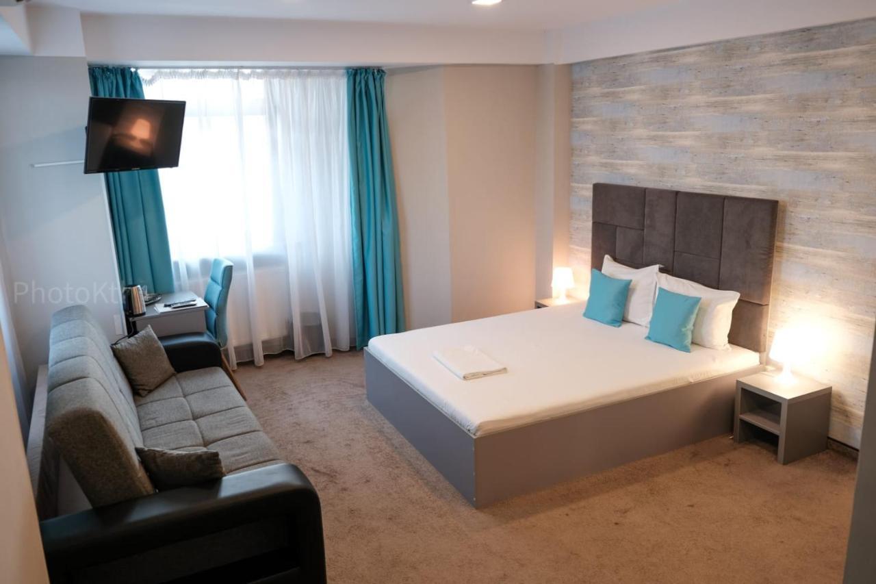 Hotel Bordeaux กาลาจิ ภายนอก รูปภาพ