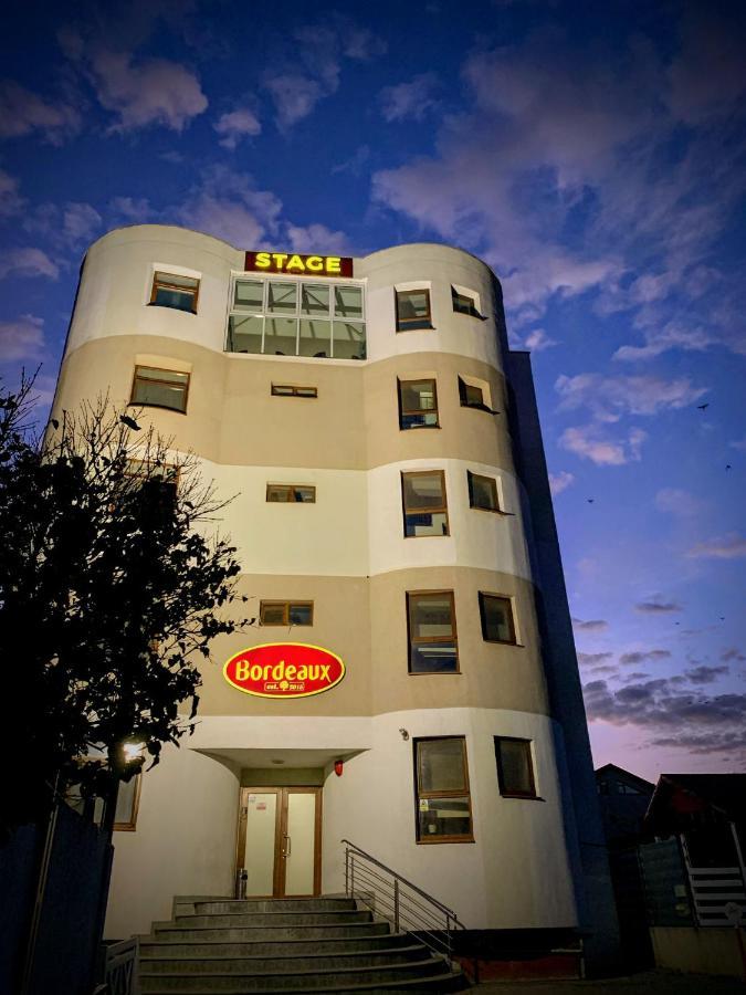 Hotel Bordeaux กาลาจิ ภายนอก รูปภาพ