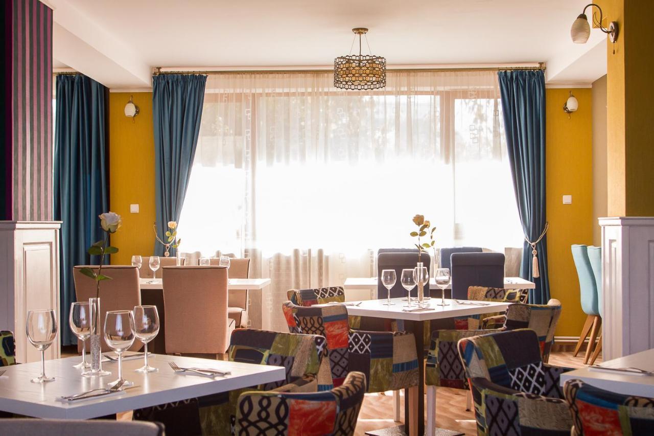 Hotel Bordeaux กาลาจิ ภายนอก รูปภาพ